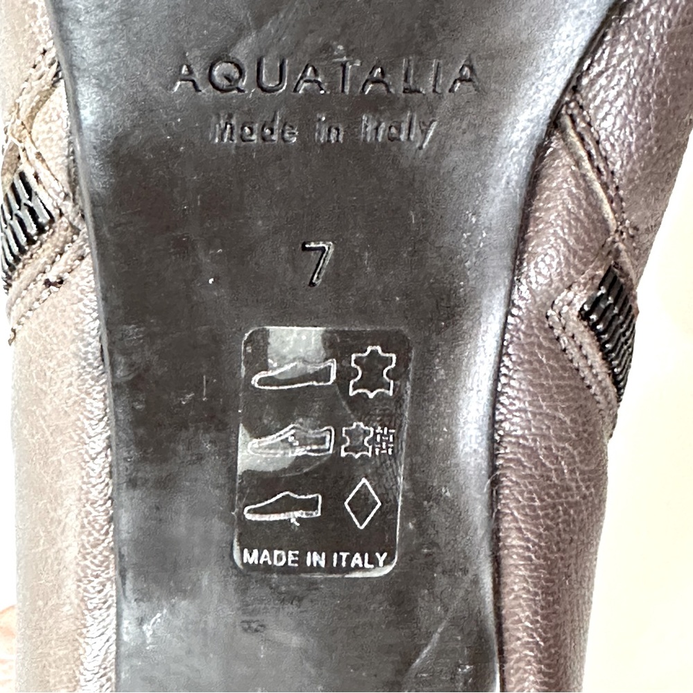 Aquatalia Italian Taupe Leather Heeled Boots 7 - Picture 10 of 11